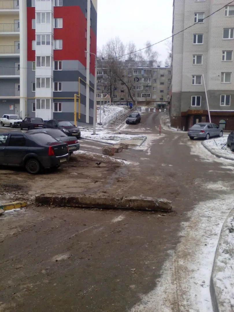 Битва дворов в Рязани: водитель, ты не проедешь