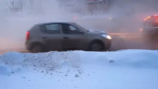 Разбираются: на улицу Крупской выехала аварийная бригада