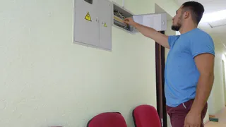 В Рязани остались без электричества два микрорайона из-за аварии
