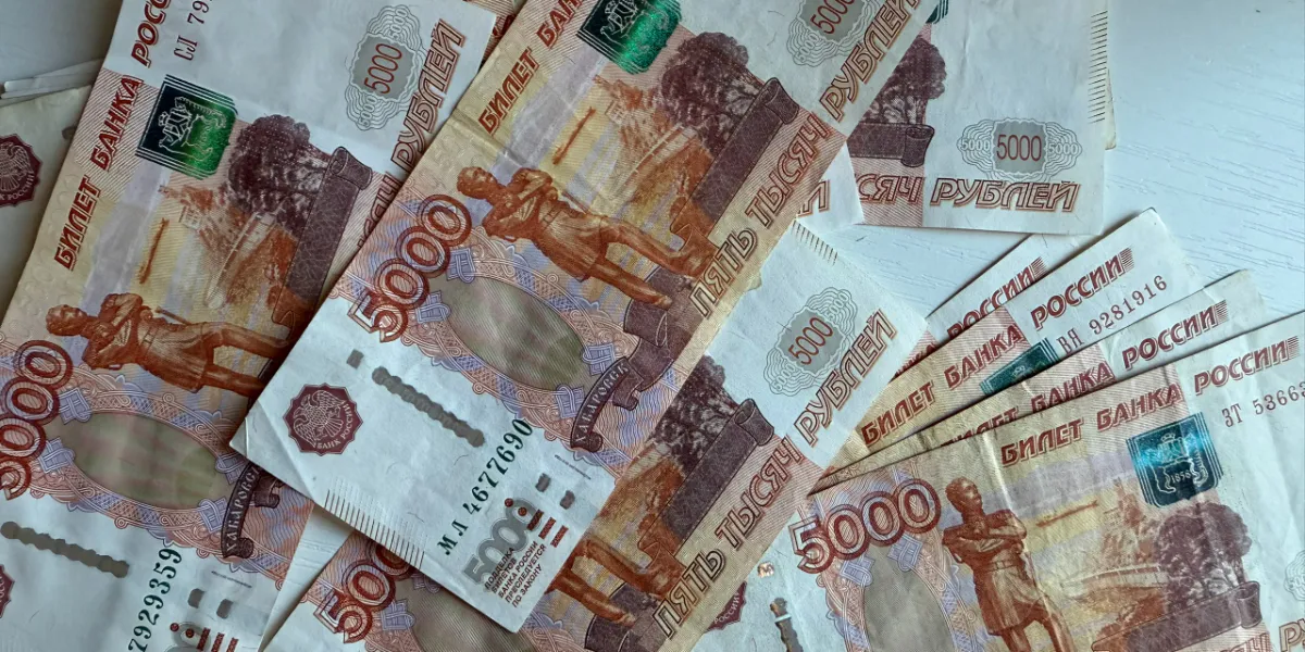 Мужчину оштрафовали за куртку с камерой на экзамене по ПДД в Рязанской области
