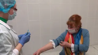 Уже второй: в ТЦ М5 "Молл" открыли еще один пункт вакцинации от ковида