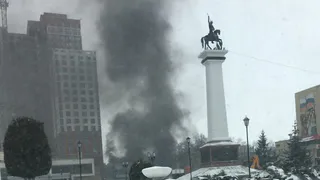 В Рязани засняли сильный черный дым около ЗАГСа