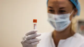 В Рязани погибла женщина во время пластической операции