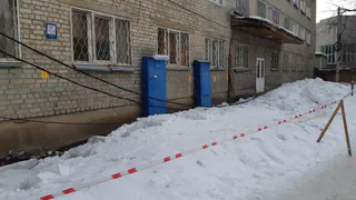 Дело о падении глыбы льда на ребенка передано в суд