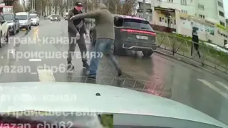 На рязанца завели уголовное дело за избиение пожилого мужчины на «зебре»