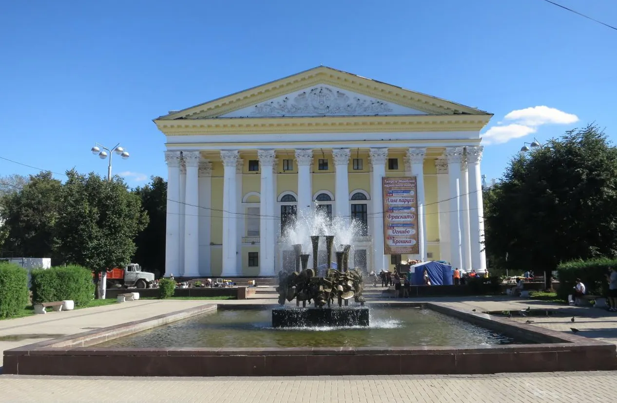 С соблюдением норм: как будут работать рязанские театры в праздники