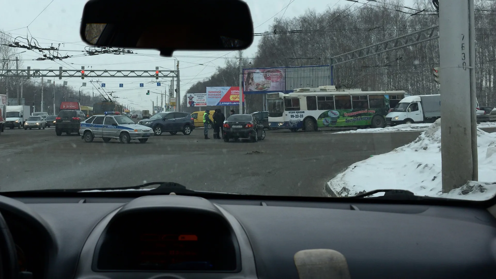 Ради удачного снимка ДТП водители готовы рисковать