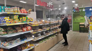 Такого Магнита я ещё не видела: выбрала в ассортименте пекарни сахарные бомбочки - настоящий клад для сладкоежек