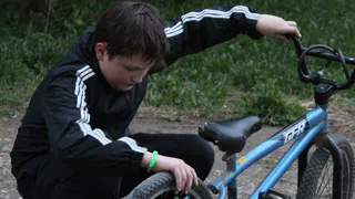 Рязанский БОМЖ украл велосипед у подростка