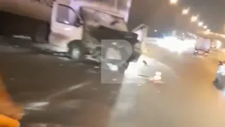 В сети появилось видео с места ДТП на Южной окружной дороге