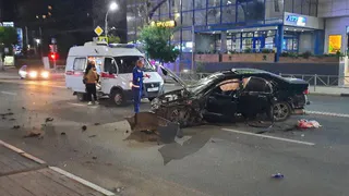 Машины всмятку: ночью в центре Рязани случилось серьёзное ДТП