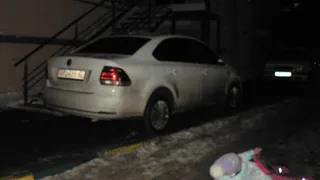 "Герои парковки" на Татарской - автохамы заставили всю улицу автомобилями