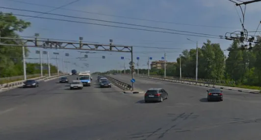 Крик души - жители Московского шоссе устали стоять в пробках на мосту