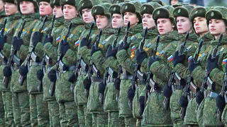 Бан для дембелей: российским военным хотят запретить пользоваться соцсетями