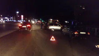 На Островского  автомобиль сбил пешехода