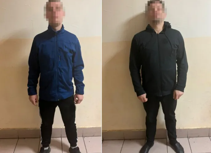 В Рязани двое мужчин выломали дверь в квартиру и избили хозяина