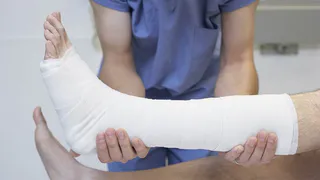Маршрутка переехала ногу рязанцу