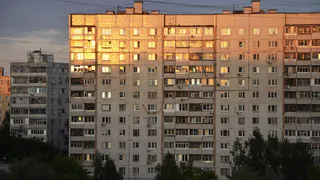 За 5 минут охлаждаем квартиру даже в +40: вот что нужно повесить на окна - эффект лучше, чем от кондиционера
