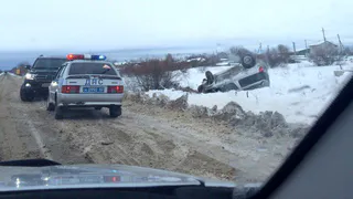 Под Рязанью внедорожник улетел в кювет и перевернулся