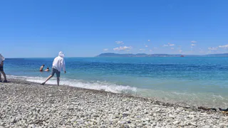 7 мест в России, где вода уже +22°C в июне: лучшие направления с полупустыми пляжами, недорогими отелями и без толкучки