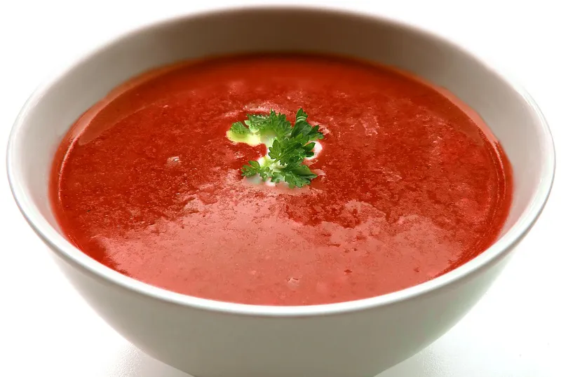 Почему нужно убрать из борща этот главный ингредиент — вкус станет ярче и богаче