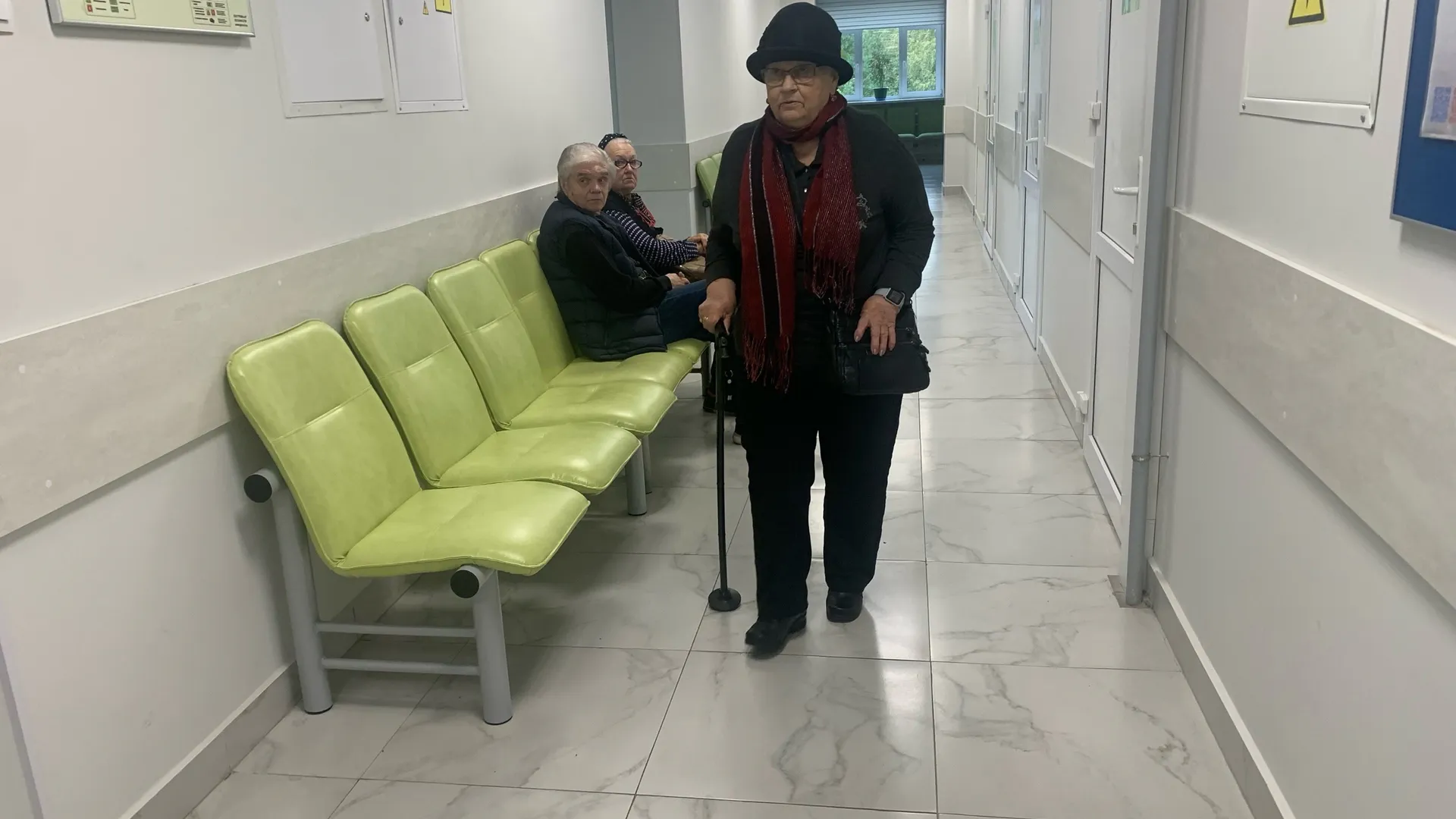 Размер небольшой, но хотя бы так. Эту сумму зачислят всем до одного пенсионерам с 10 ноября