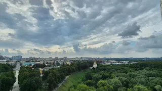 "Чет-нечет" и очереди, рекордный конкурс в вуз и пожар в училище связи: топ новостей недели