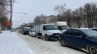 На трассе Ухолово – Ряжск возникли пробки из-за заснеженной дороги