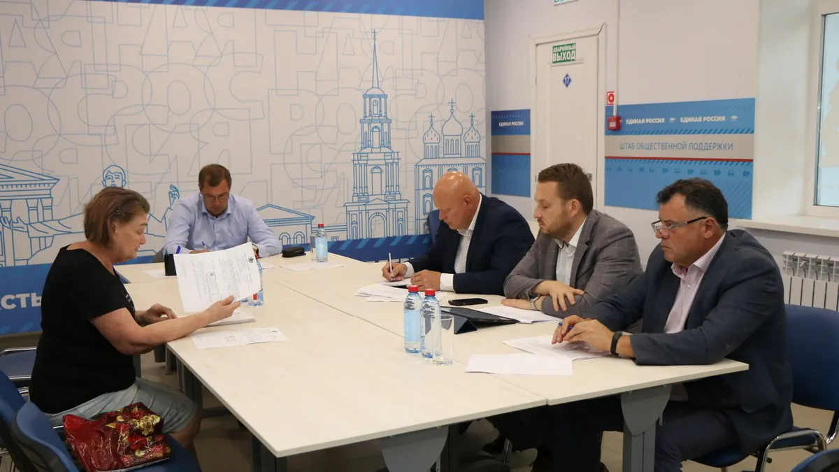 Мэр Рязани Виталий Артемов провел личный прием жителей