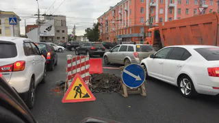 Фото-факт. На Вокзальной раскопали свежий асфальт