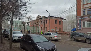 На улице Свободы снесли поостренный в 1953 году дом №74