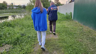 В Германии давно отказались от заборов из профнастила - вместо них используют 2 вечных варианта и 1 бюджетный: выглядит элитно и служит по 50 лет