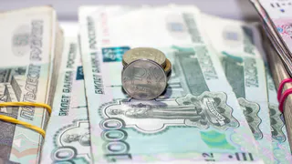 Россиян, у которых есть деньги в рублях, дали срок до мая. Потом будет поздно