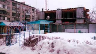 В Рязани в метре от детского сада строится многоэтажка