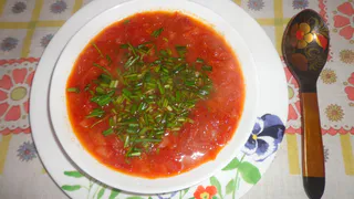 Почему нужно убрать из борща этот главный ингредиент — вкус станет ярче и богаче. Хозяйки удивлены 
