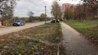 "Они разворотили нашу парковку и год не возвращались": рязанец пожаловался на благоустройство двора