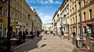 10 лет живу в Питере и вот 6 особенностей, к которым я так и не привык - делюсь своим опытом