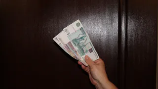 Рязанец отчаялся  вернуть себе деньги за дверь, которую ему так и не установили