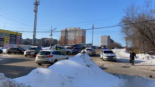 Огромная пробка: на Горбатом мосту произошло ДТП
