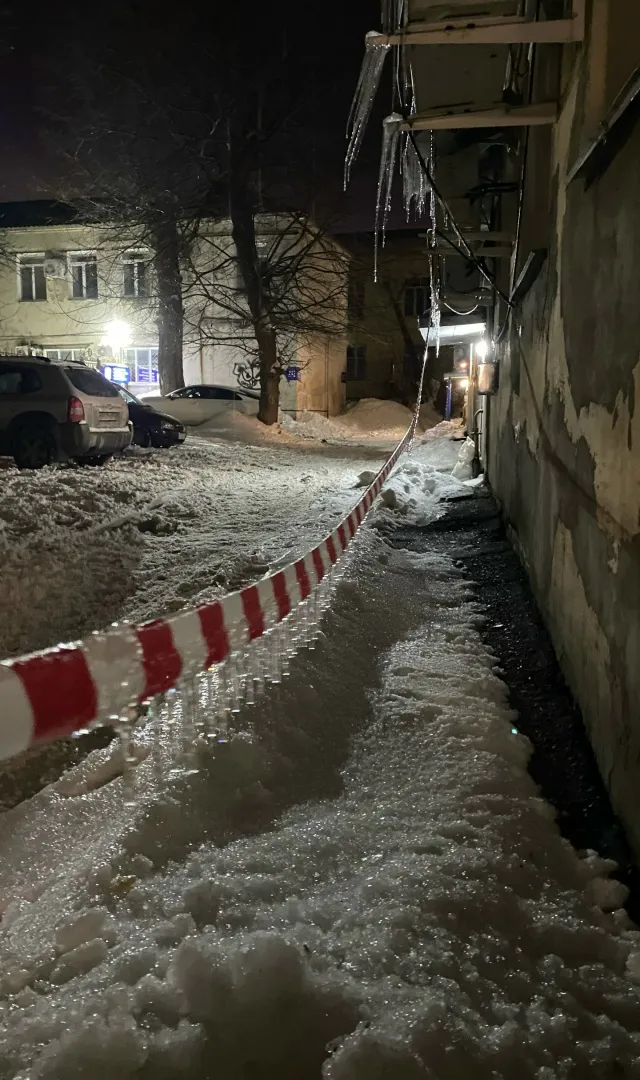 «Квест вместо тротуара»: рязанцы возмущены состоянием пешеходной дорожки у «Теплоприбора»