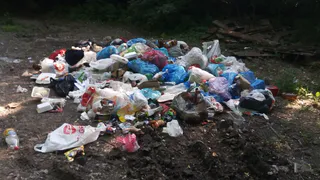 Новая битва с мэрией? На 2-й Механизаторов снова образовалась помойка