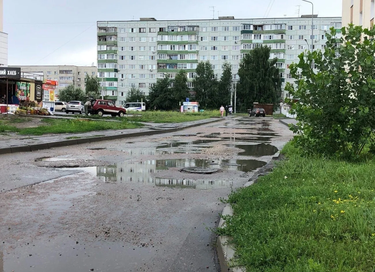 "Ждет настоящий потоп": синоптики обещают с 1 июня бесконечные дожди. На теплое лето надежды нет