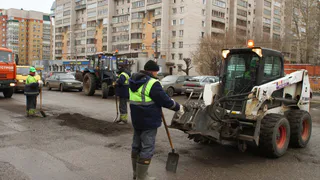 Губернаторские субсидии: Любимов предложил муниципалитетам помочь с ремонтом дорог