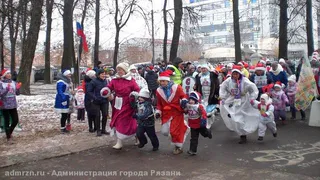 Рязанских любителей бега приглашают в новогодних костюмах в Лесопарк