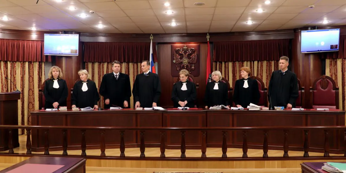 Суд в Рязани назначил 5 лет колонии за взятки на 1.4 млн рублей