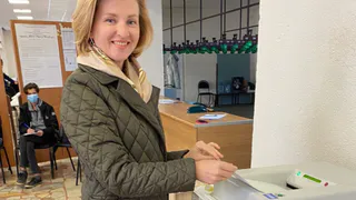 Депутат Елена Акимкина досрочно ушла из Рязгордумы