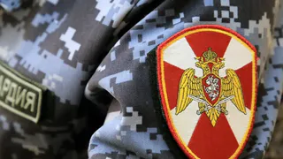 На улице Гайдара в Рязани 53-летний мужчина устроил стрельбу из пистолета с балкона