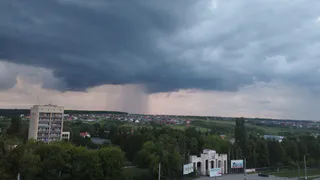 Рязанцев предупредили о грозах и сильном ветре