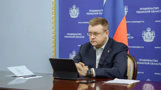 Губернатор недоволен: Любимов раскритиковал мэрию за разбитые дороги