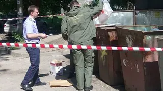 В мусорном баке на Тимуровцев нашли труп младенца: подробности от Следкома
